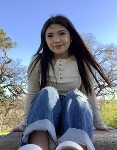 Meet your Posher, Daniella